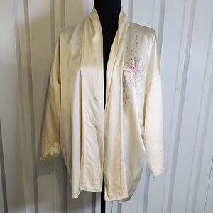 Holnitsky Vintage Elegant Cream Silk Short Kimono Pink Floral Design One Size